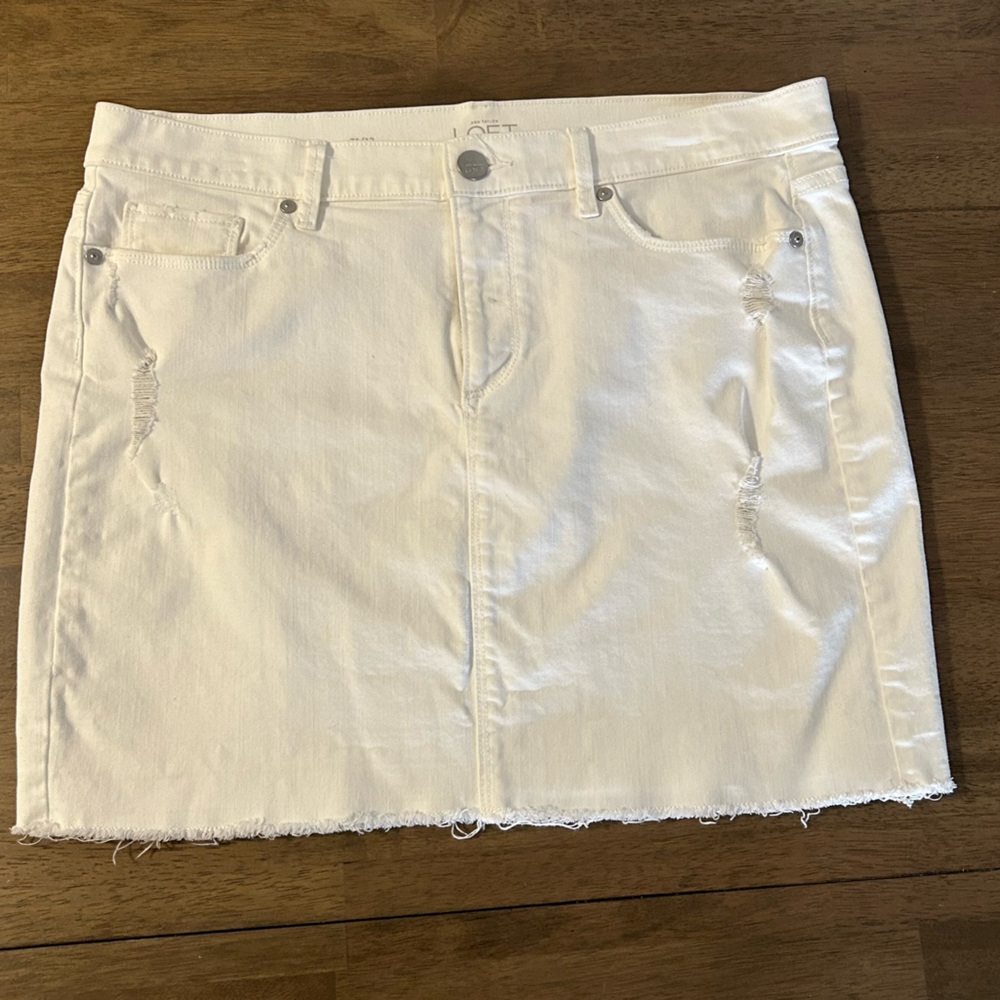 Loft Sz 31/12 White Denim Skirt